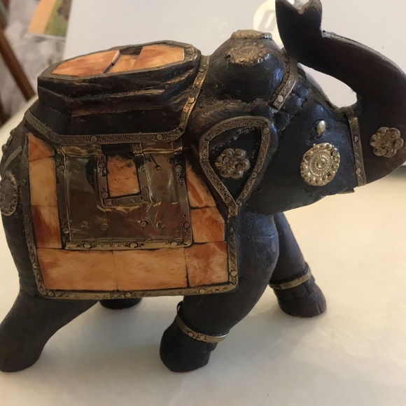 Elephant - Picture 6 of 7